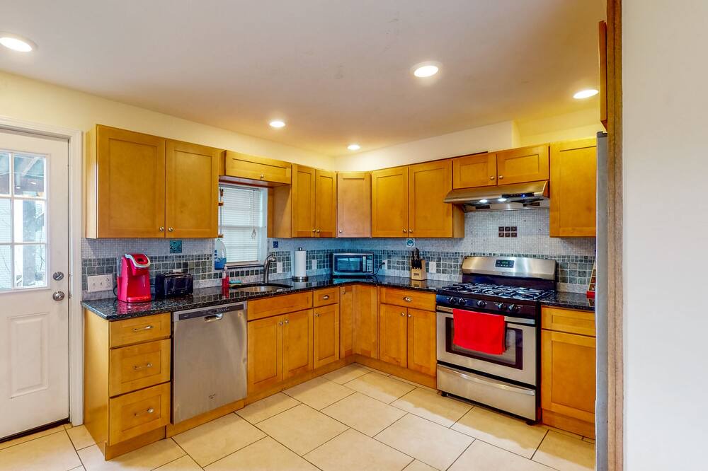 Photo of Others in Onset