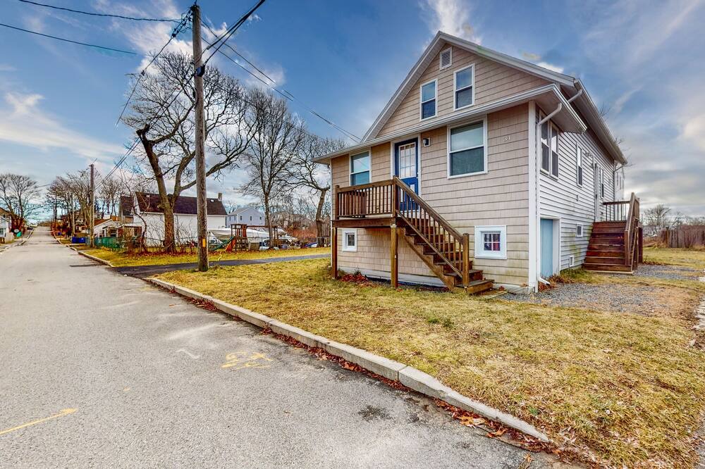 Photo of Others in Onset