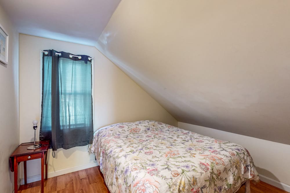 Photo of Others in Onset