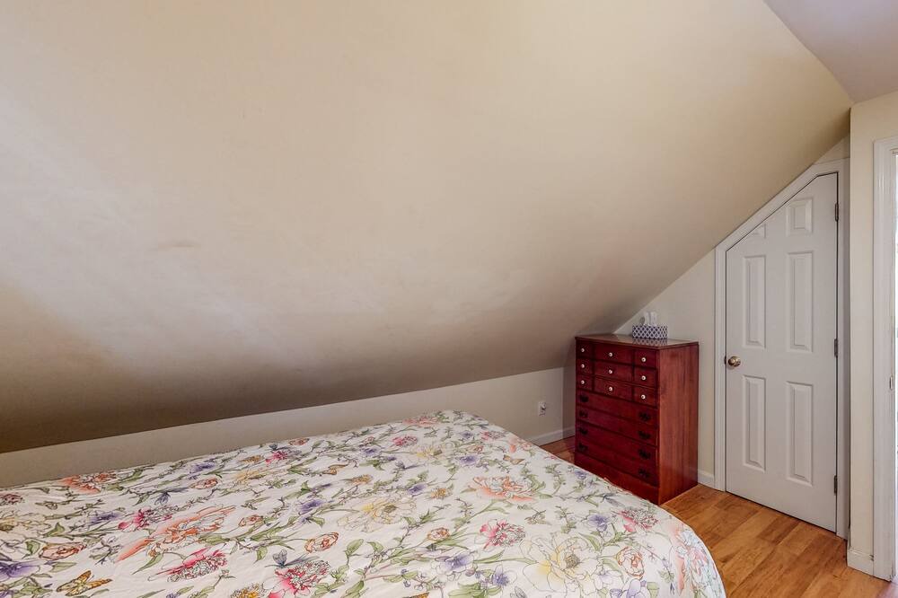 Photo of Others in Onset