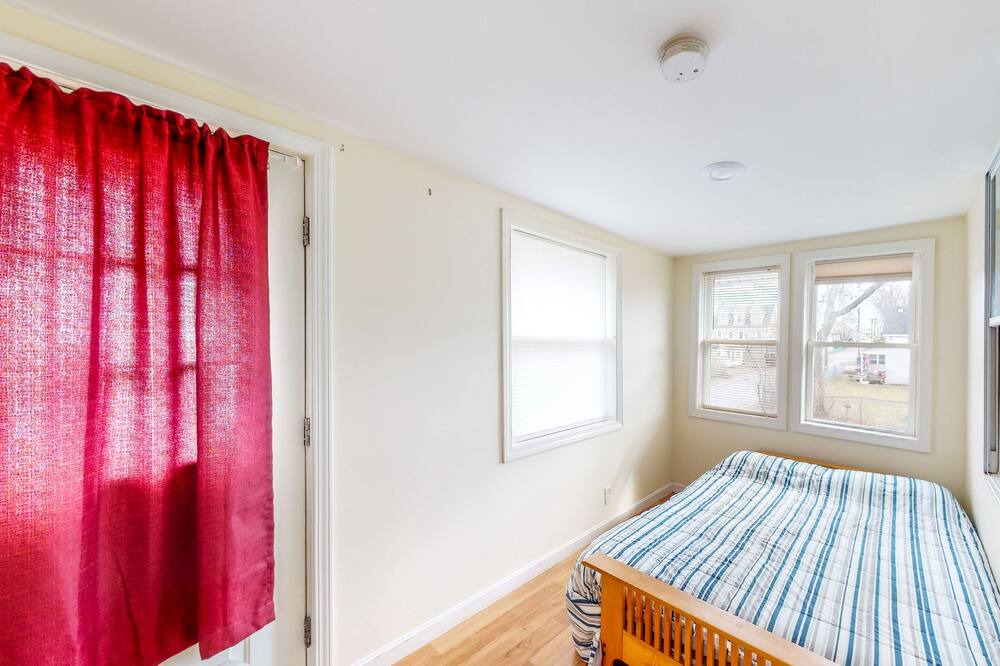 Photo of Others in Onset