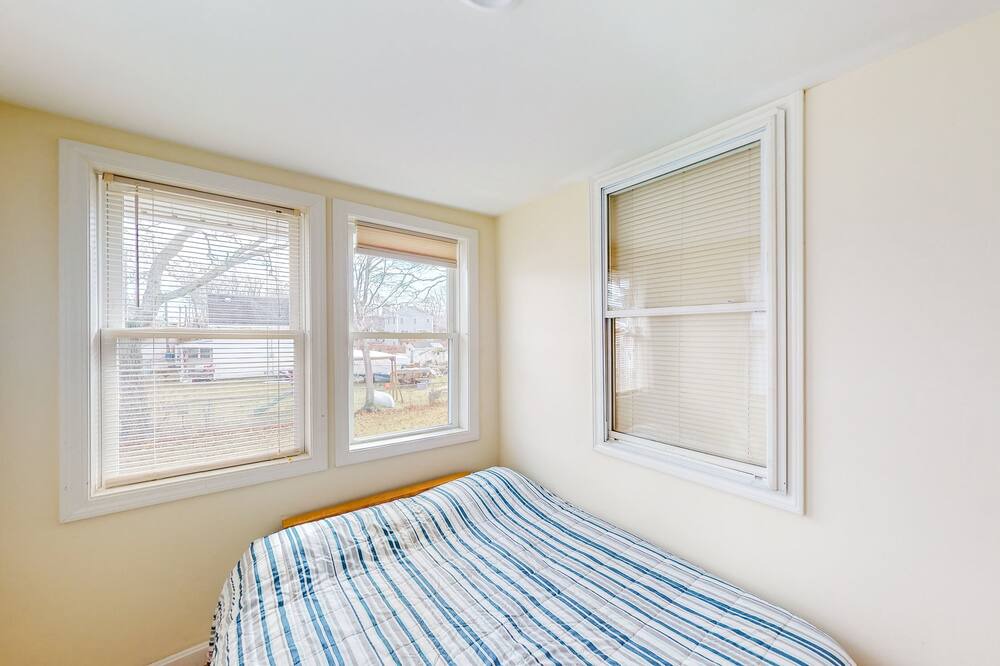 Photo of Others in Onset