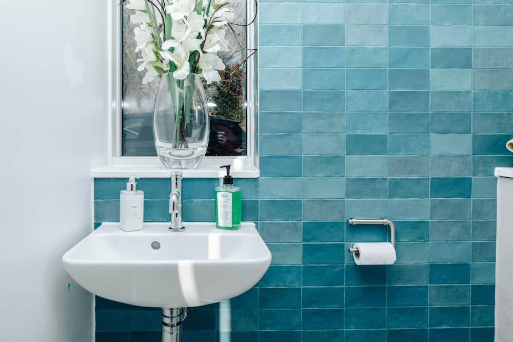 Photo of Bathroom in Henley