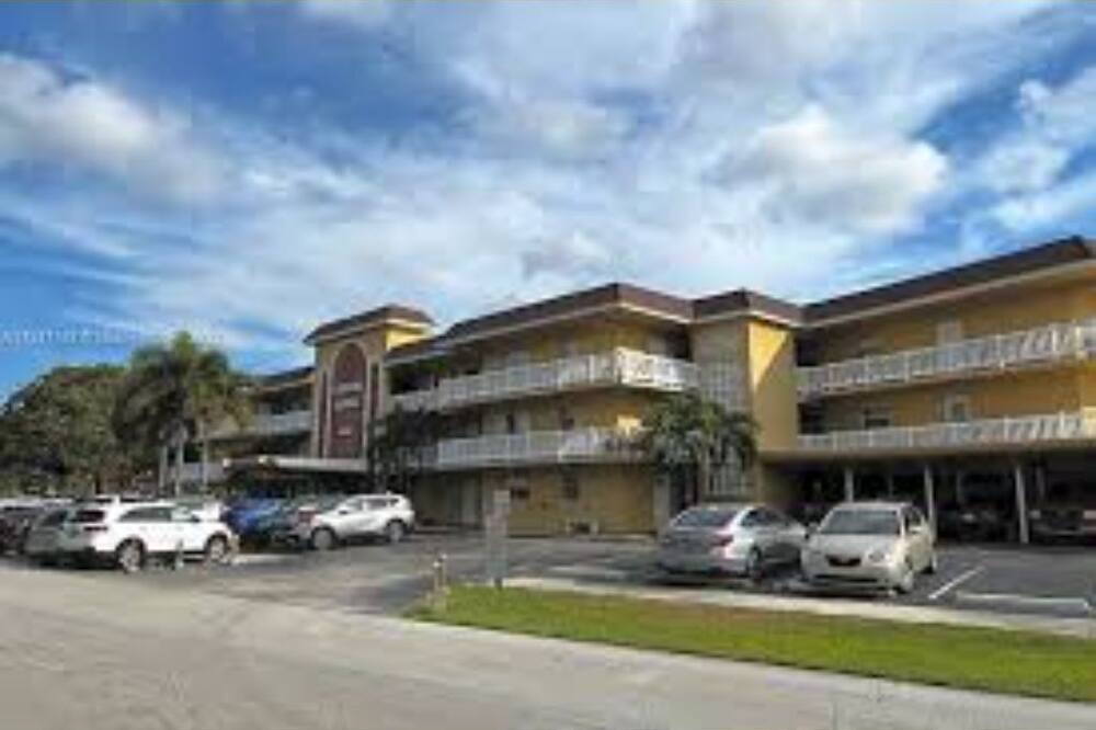 Photo of Outdoor in Pompano Beach