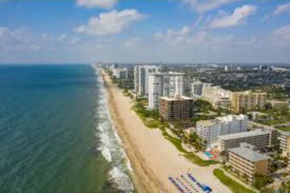 Photo of Others in Pompano Beach