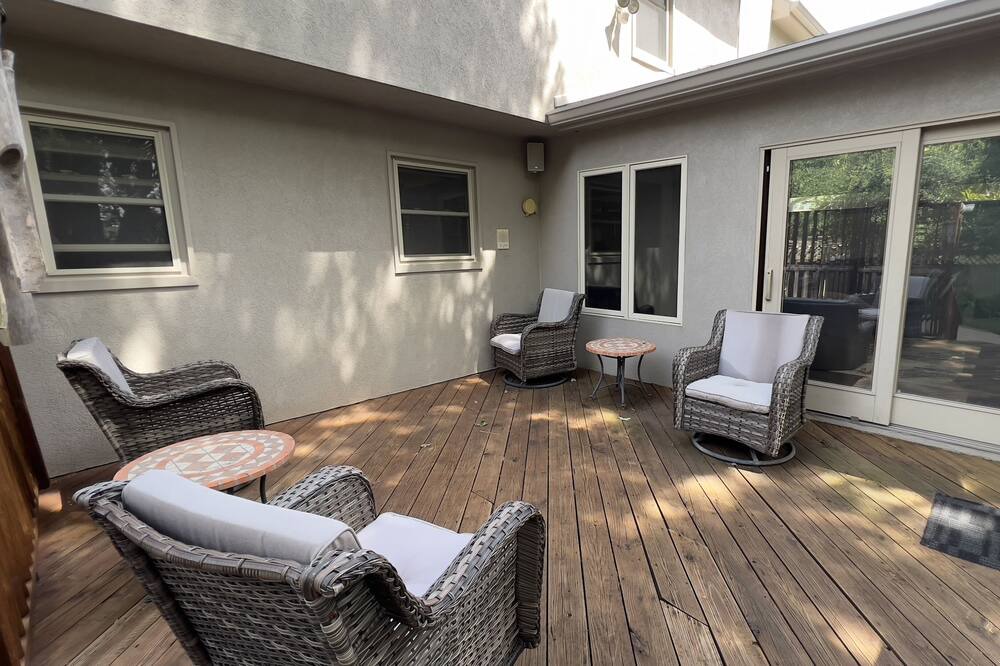 Photo of Outdoor in Overland Park