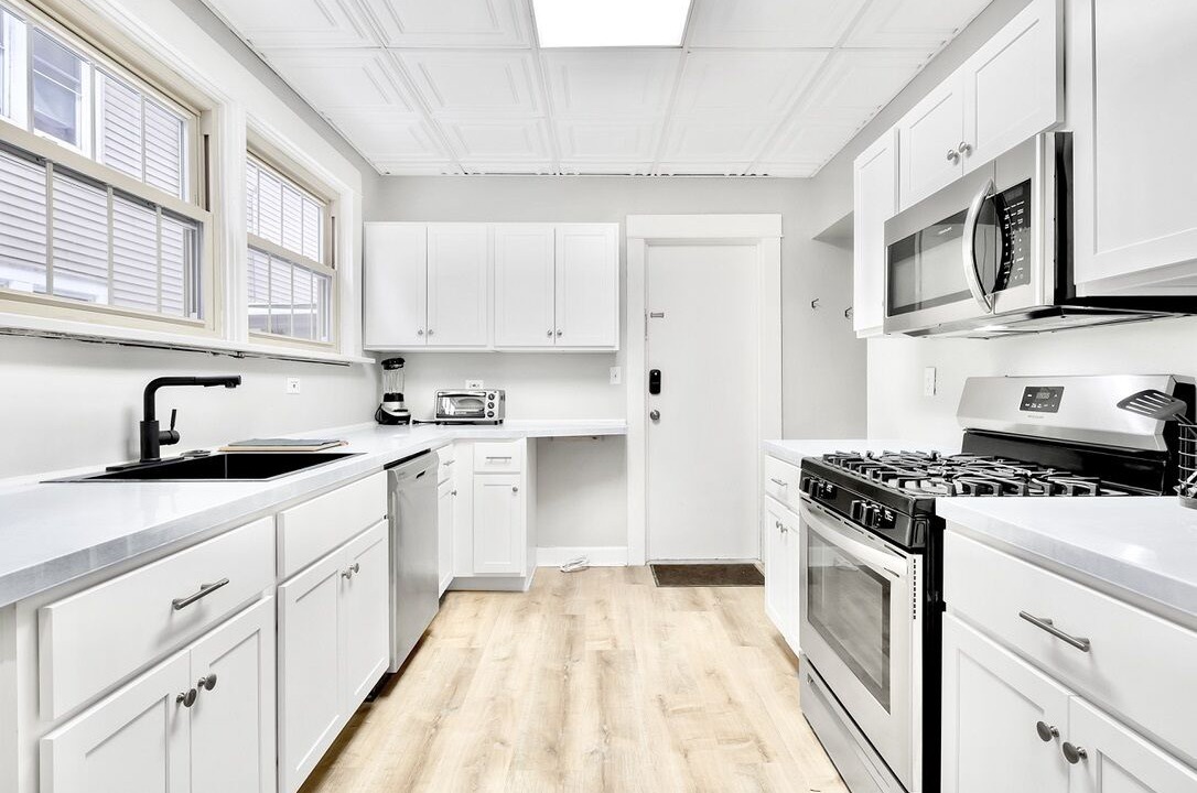 Photo of Kitchen in Front Park