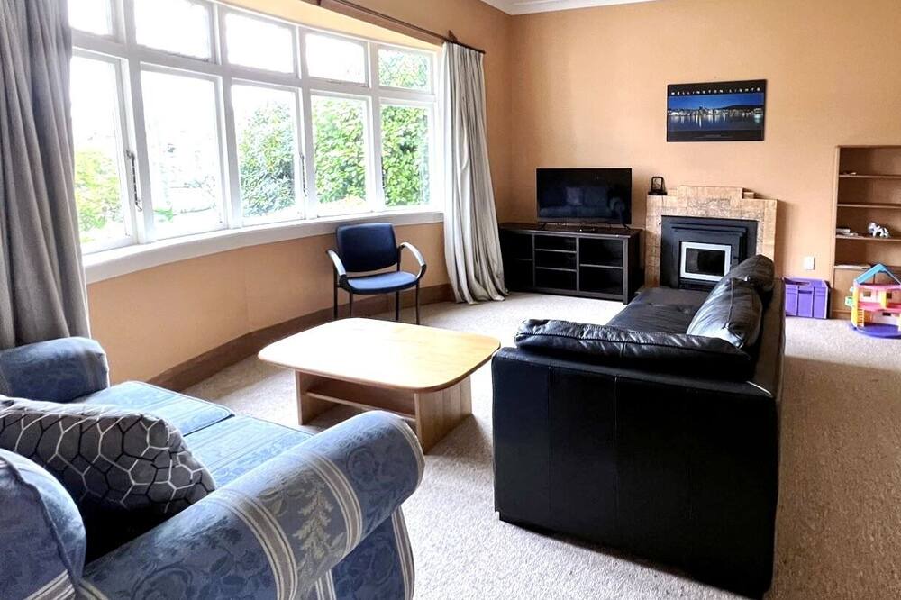 Photo of Livingroom in Petone