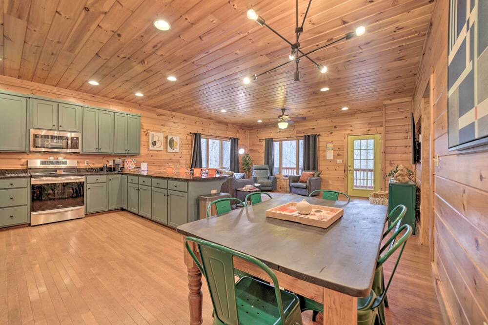 Photo of Kitchen in Cullowhee
