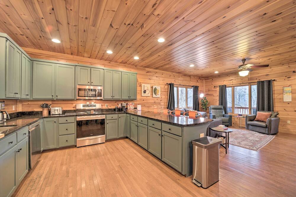 Photo of Kitchen in Cullowhee