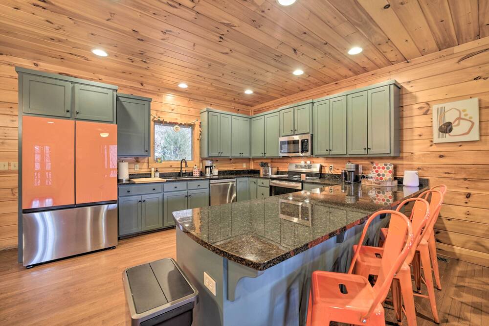 Photo of Kitchen in Cullowhee