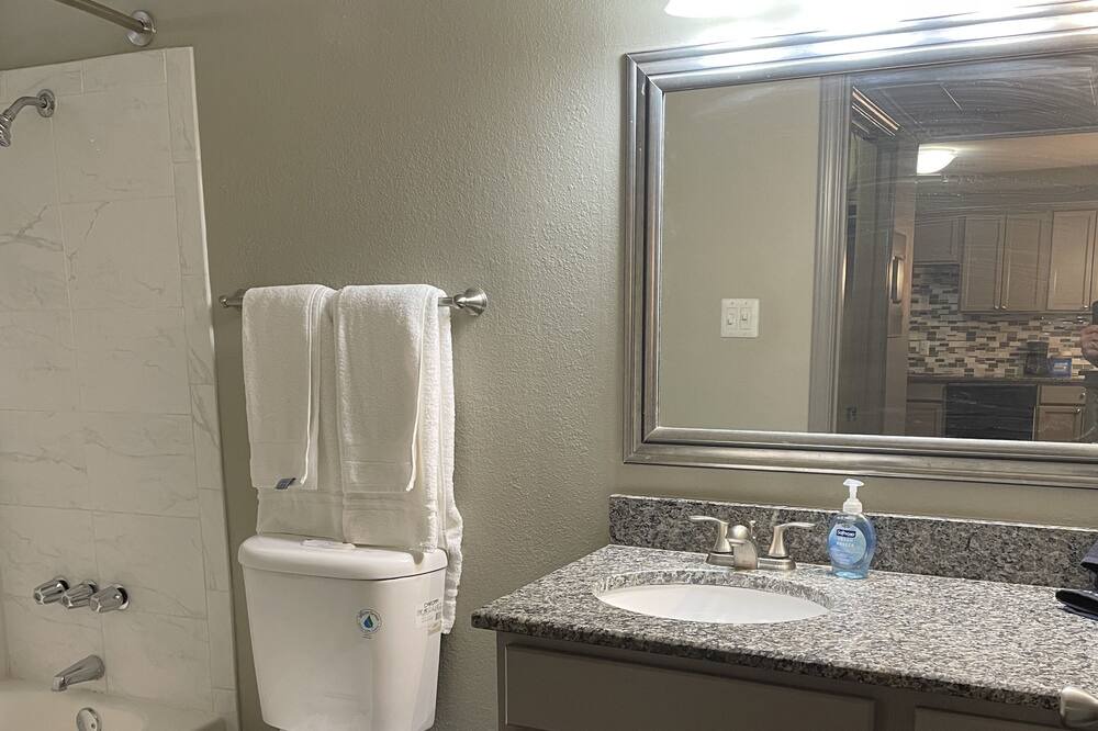 Photo of Bathroom in Fort Worth Cultural District