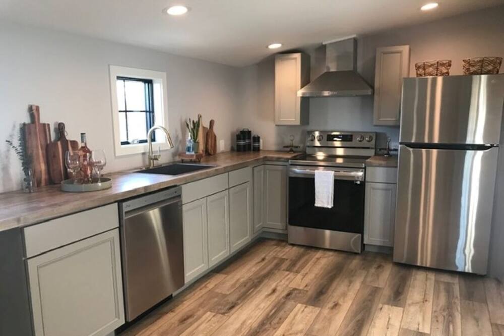 Photo of Kitchen in Aquebogue