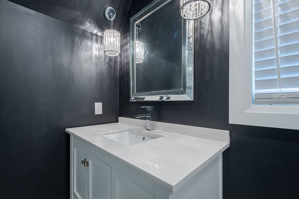 Photo of Bathroom in Adjala-Tosorontio