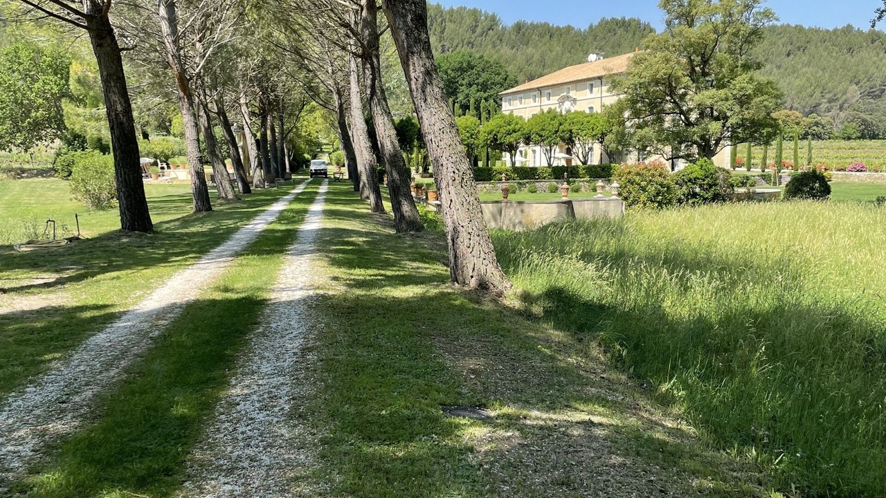 Photo of Outdoor in Loriol-du-Comtat