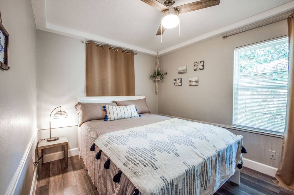 Photo of Bedroom in Houston