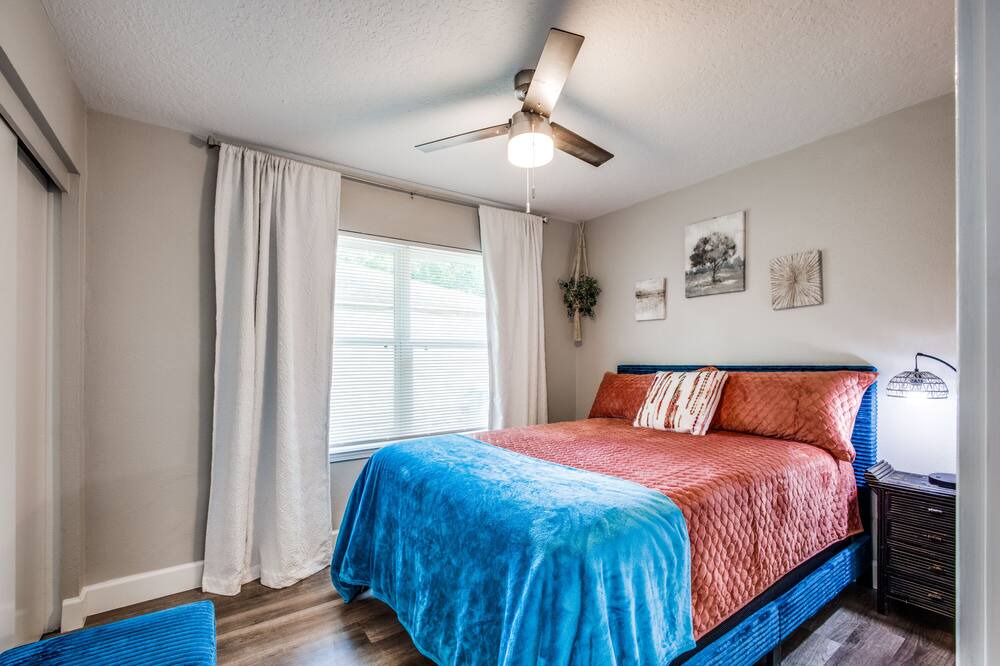 Photo of Bedroom in Houston