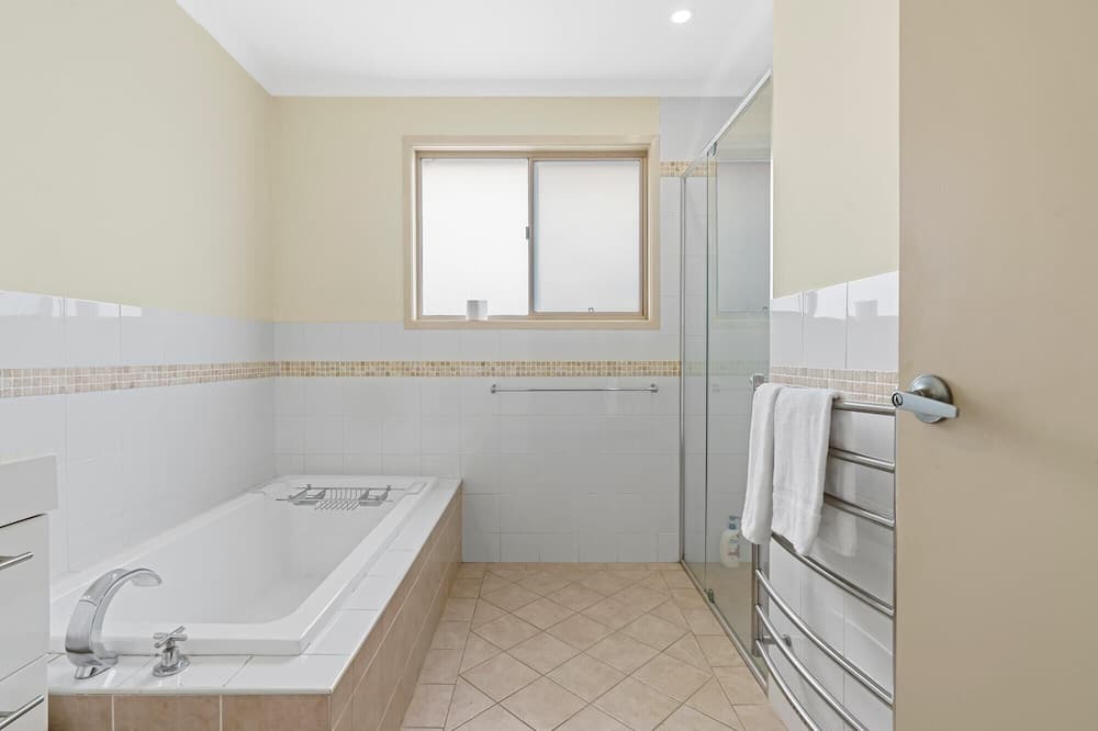 Photo of Bathroom in Chittaway Point