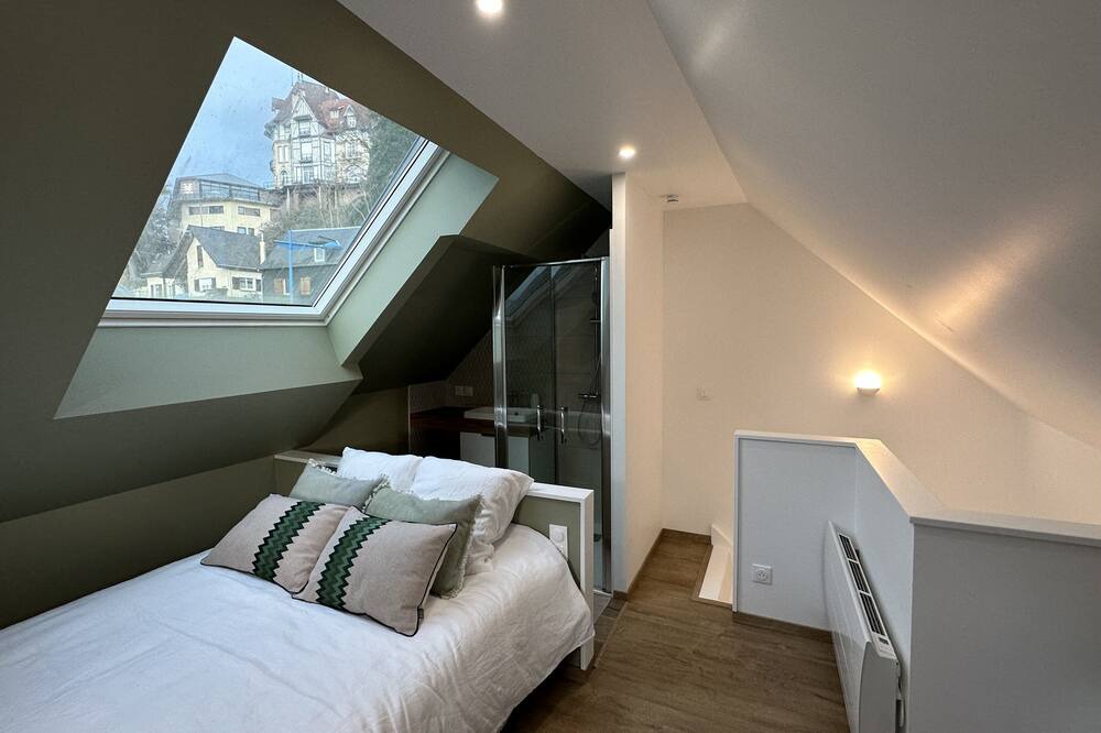 Photo of Bedroom in Belbeuf