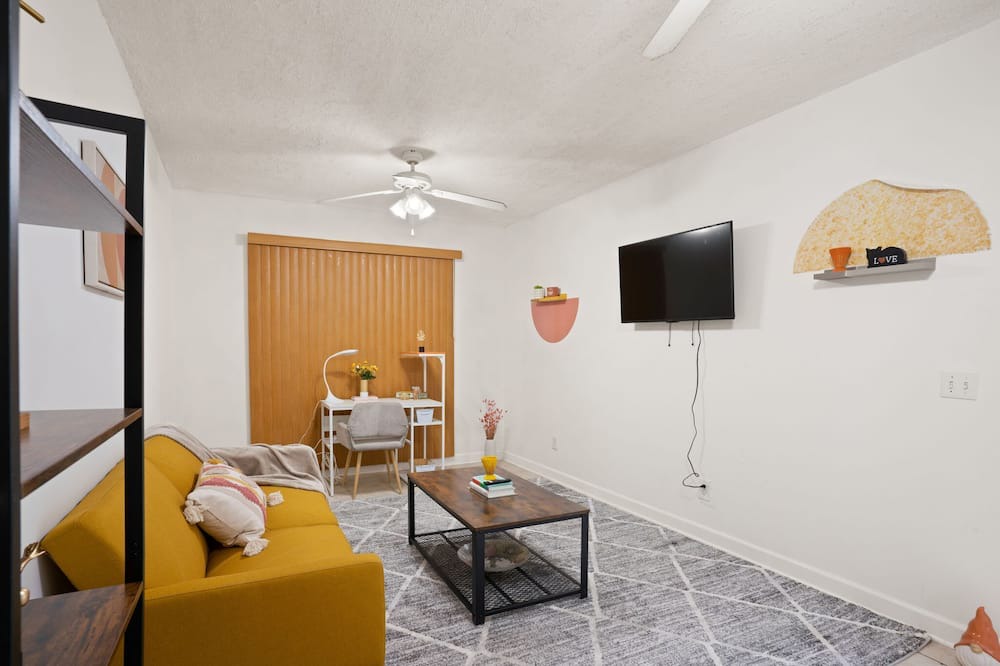 Photo of Others in Country Club Estates