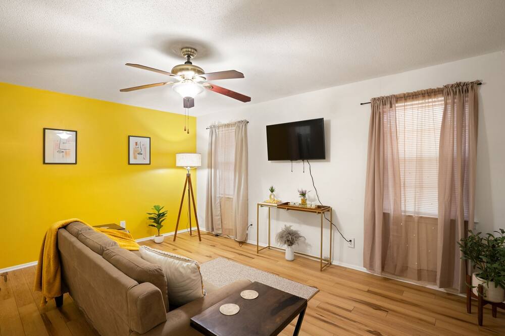 Photo of Others in Country Club Estates