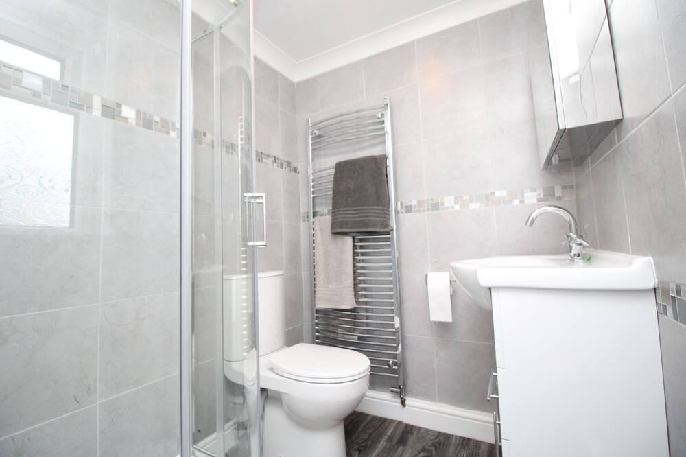 Photo of Bathroom in Morley