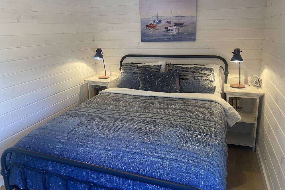 Photo of Bedroom in Queens