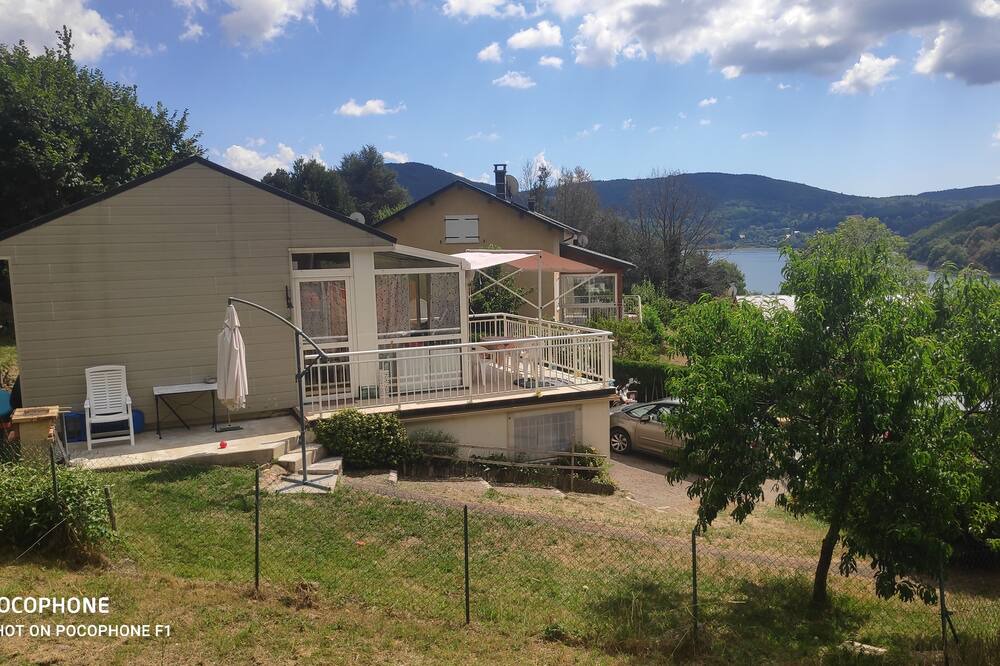Photo of Outdoor in Nages