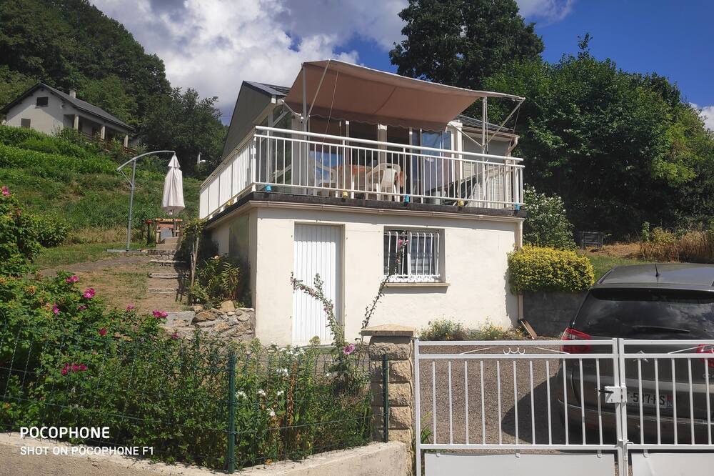 Photo of Outdoor in Nages