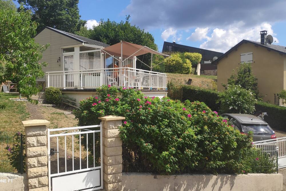 Photo of Outdoor in Nages