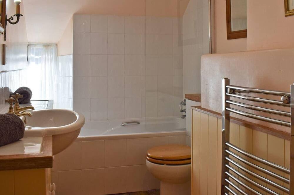 Photo of Bathroom in Horner