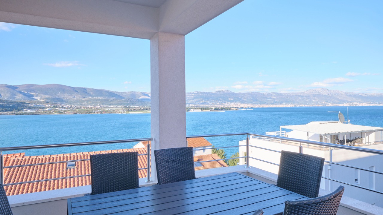 Photo of Patio Balcony in Mastrinka