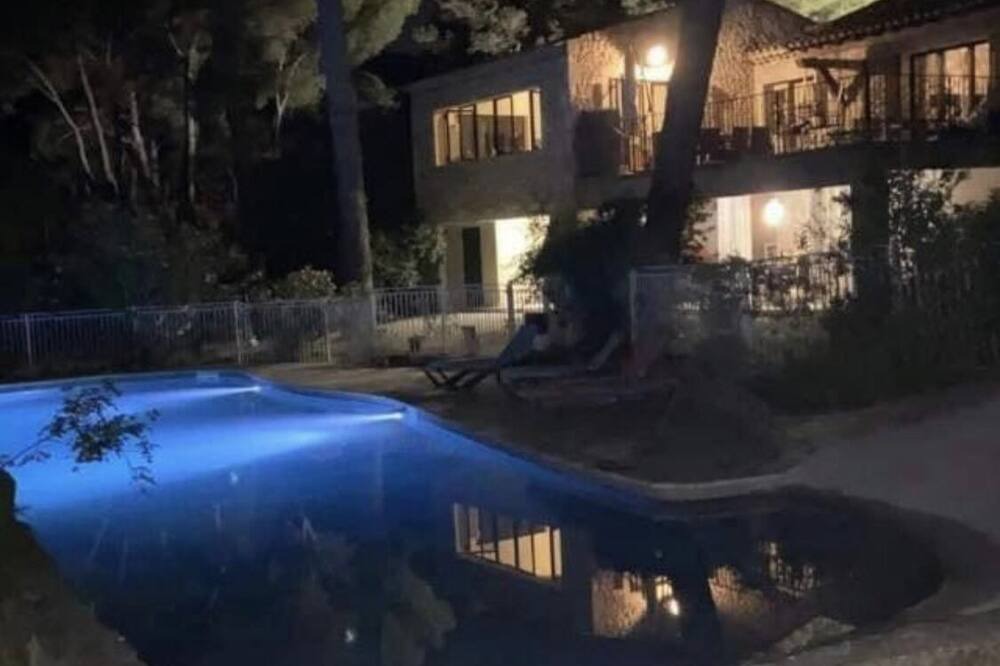 Photo of Outdoor in Noves