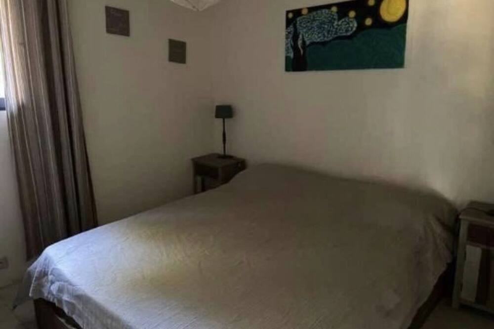 Photo of Bedroom in Noves