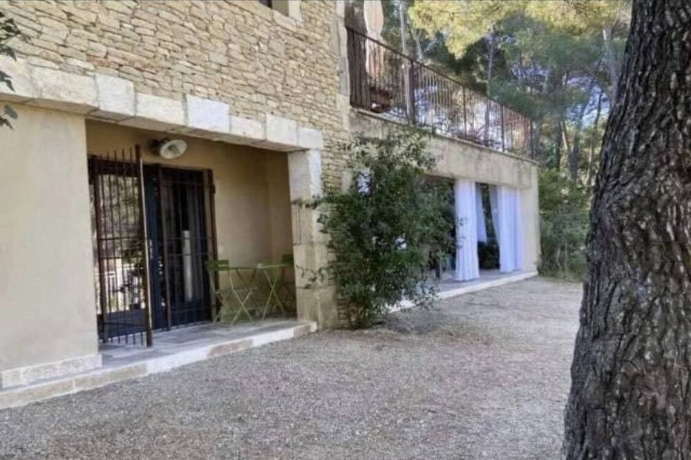 Photo of Outdoor in Noves