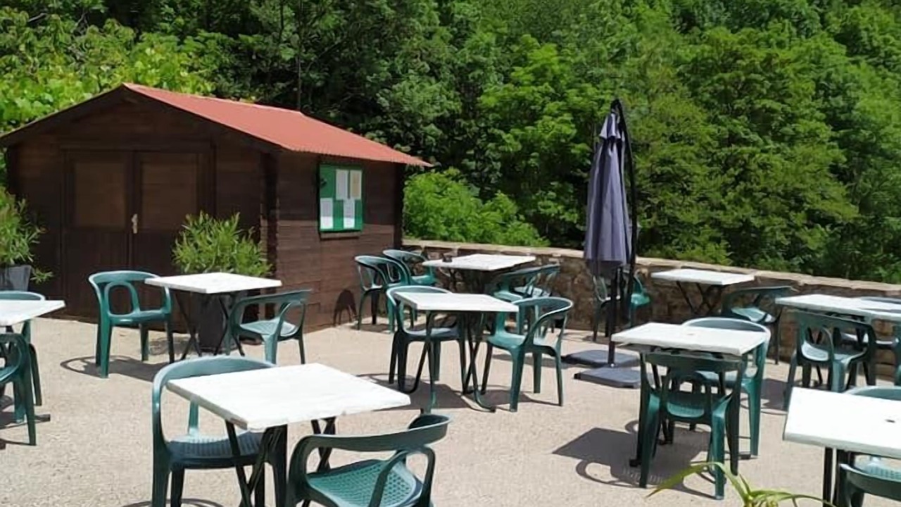Photo of Patio Balcony in Saint-Laurent-les-Bains