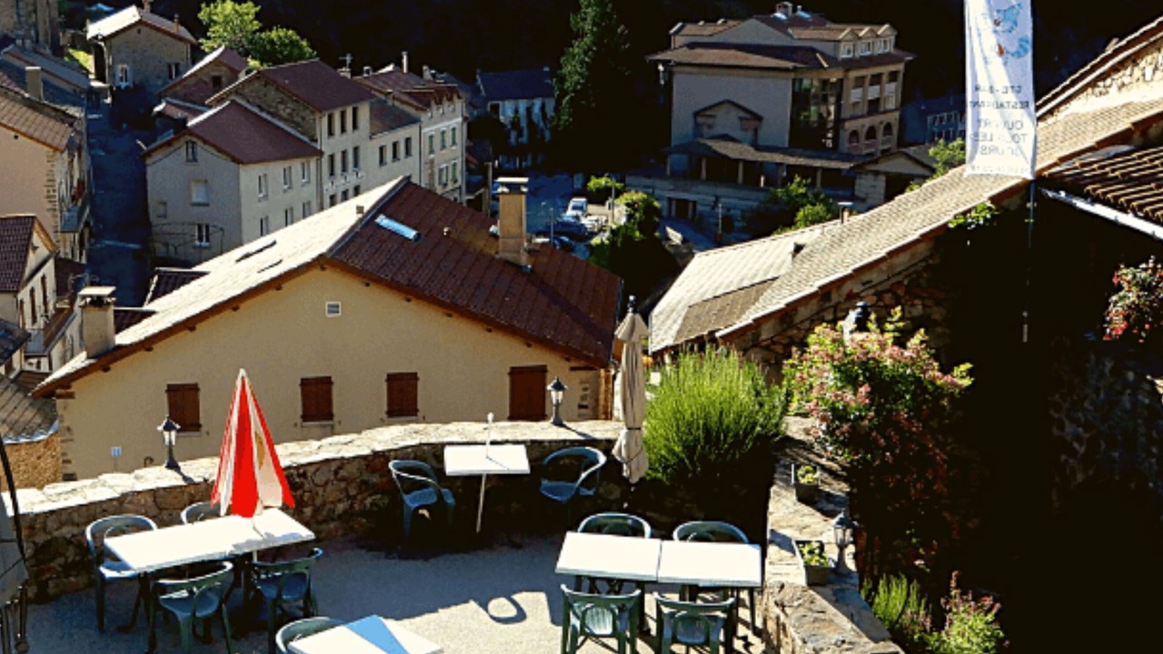 Photo of Patio Balcony in Saint-Laurent-les-Bains