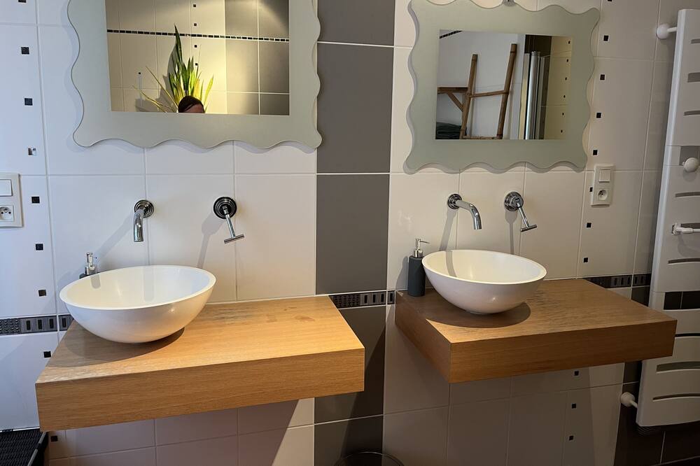 Photo of Bathroom in Bouaye