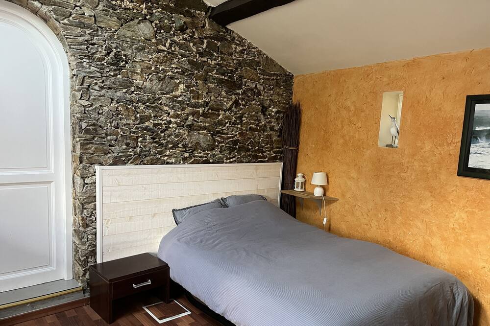 Photo of Bedroom in Bouaye
