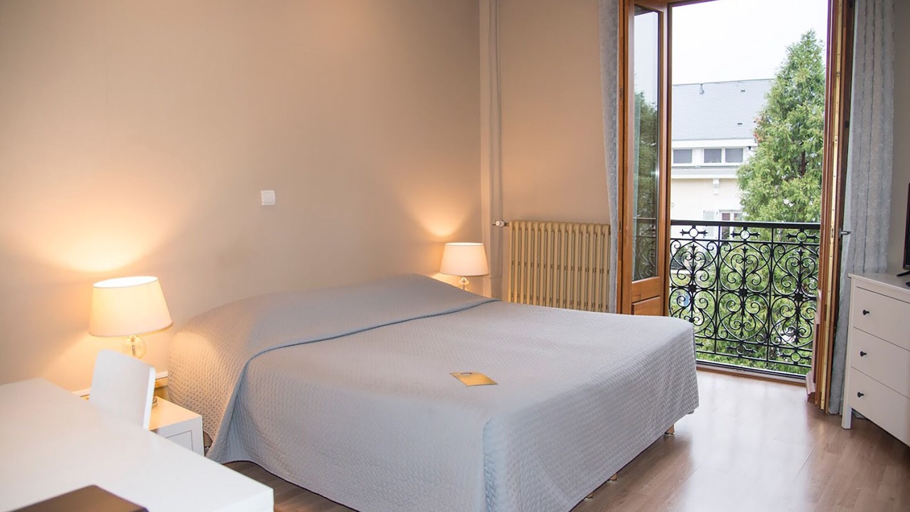 Photo of Bedroom in Aix-les-Bains City Center