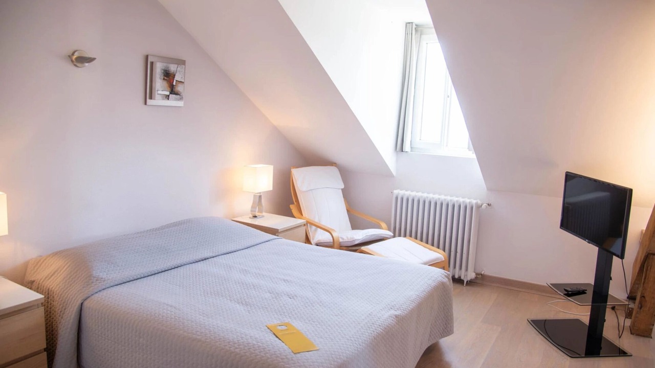 Photo of Bedroom in Aix-les-Bains City Center