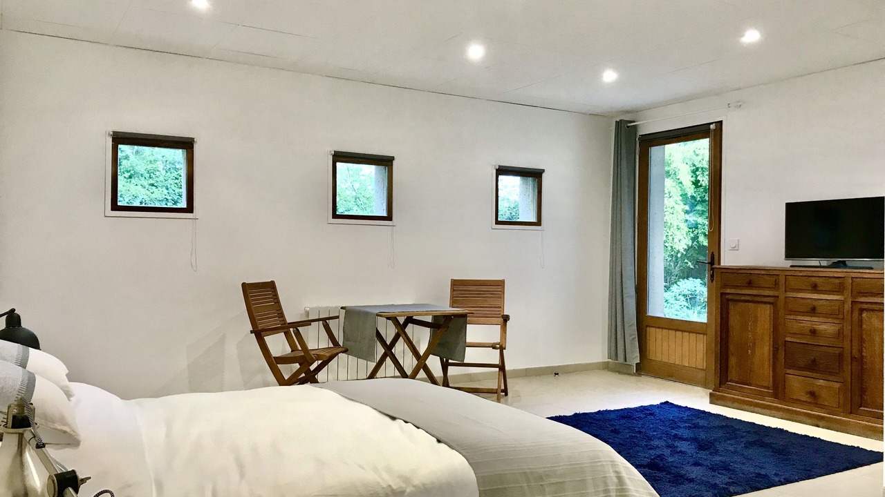 Photo of Others in Mesland