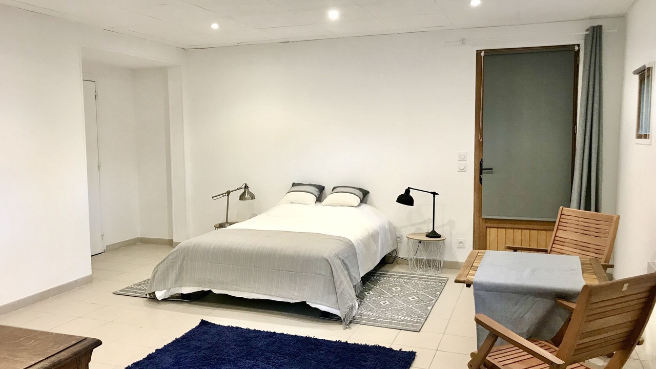 Photo of Others in Mesland