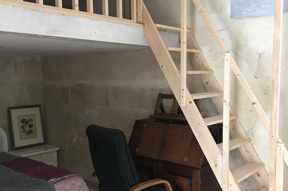 Photo of Others in Bourg-sur-Gironde