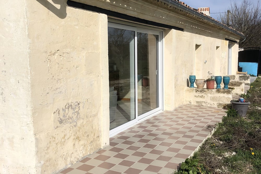 Photo of Outdoor in Bourg-sur-Gironde