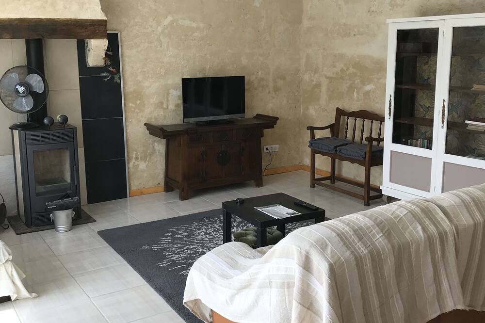 Photo of Bedroom in Bourg-sur-Gironde