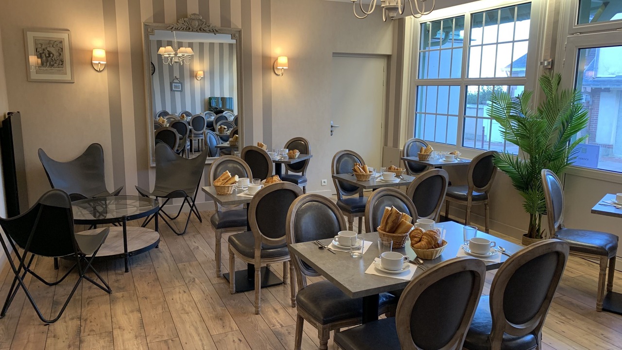 Photo of Others in Houlgate