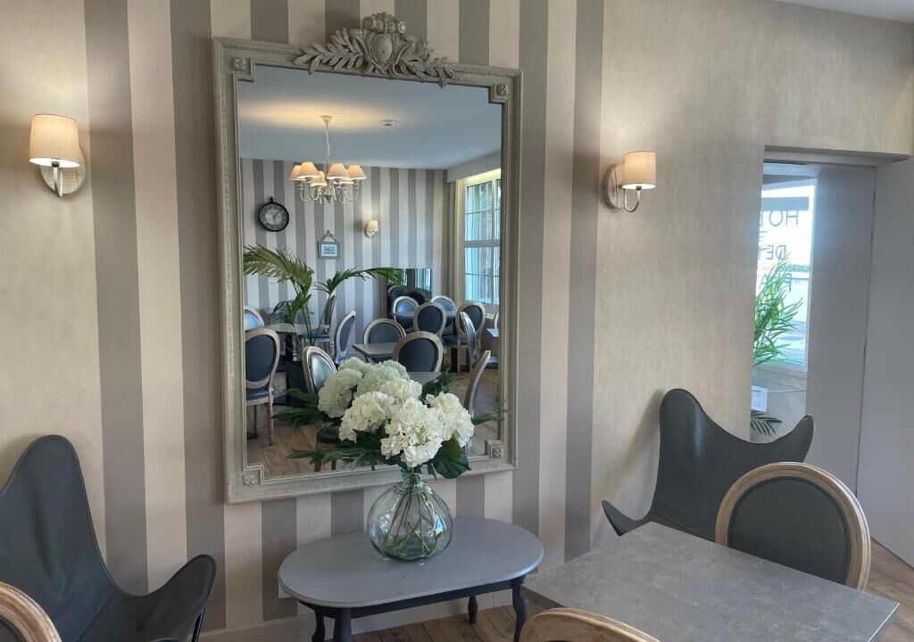 Photo of Others in Houlgate