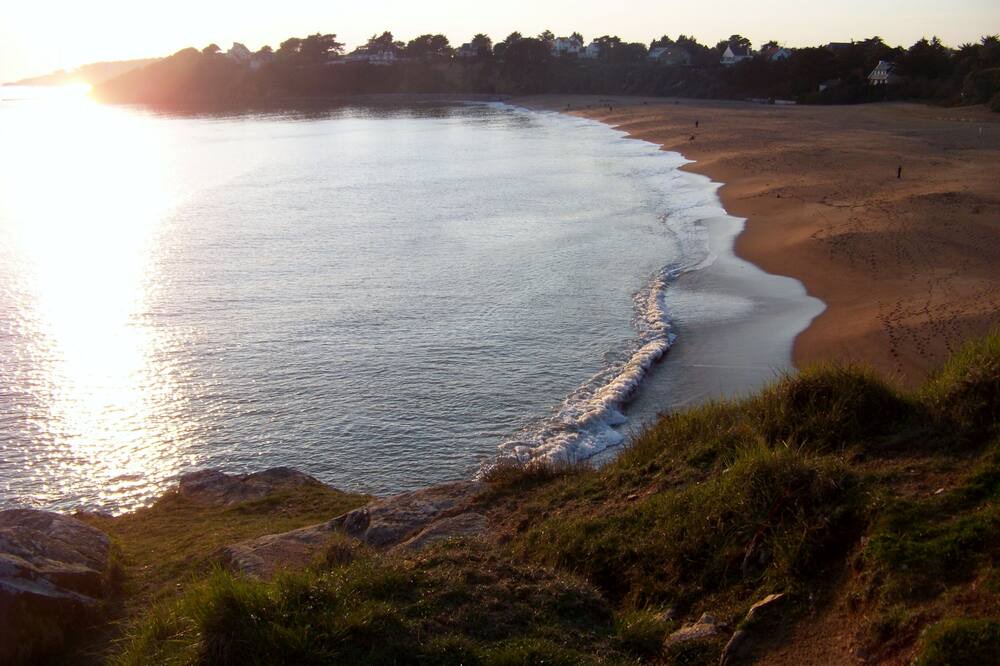 Photo of Others in Saint-Marc-sur-Mer