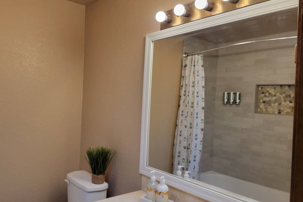 Photo of Bathroom in Sierra Vista